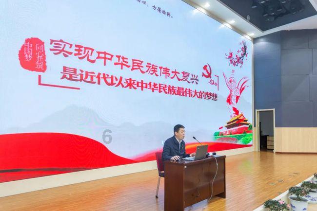为什么女生夏天，喜欢穿超短裤